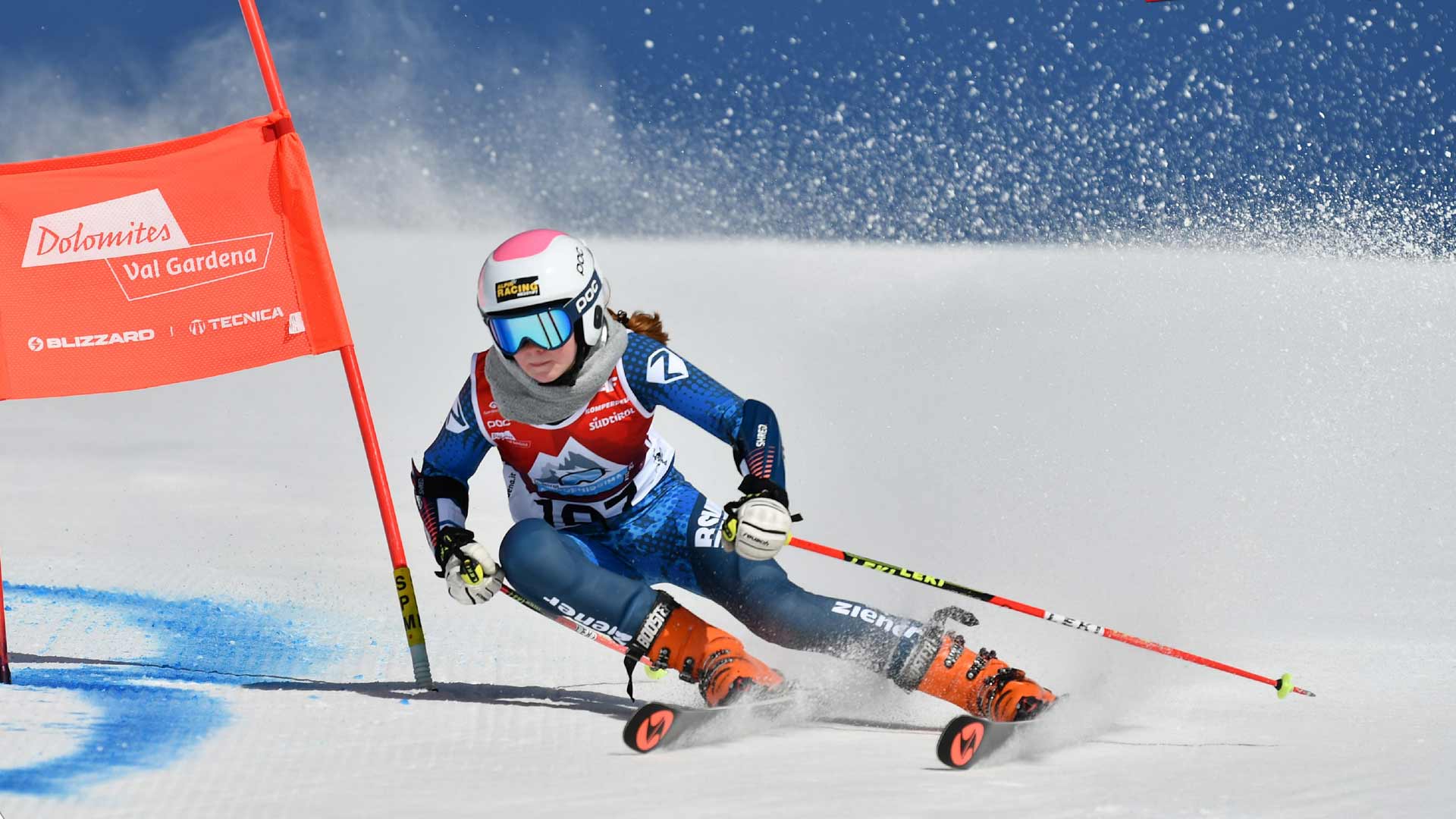 Ein Skilehrer und ein Snowboardlehrer der Alpin Schischule Neustift